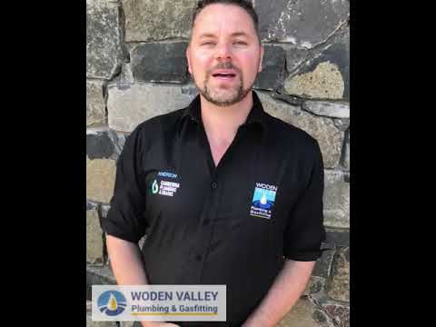 Professional plumber from Canberra Plumbing & Drains offering COVID-19 safety services.